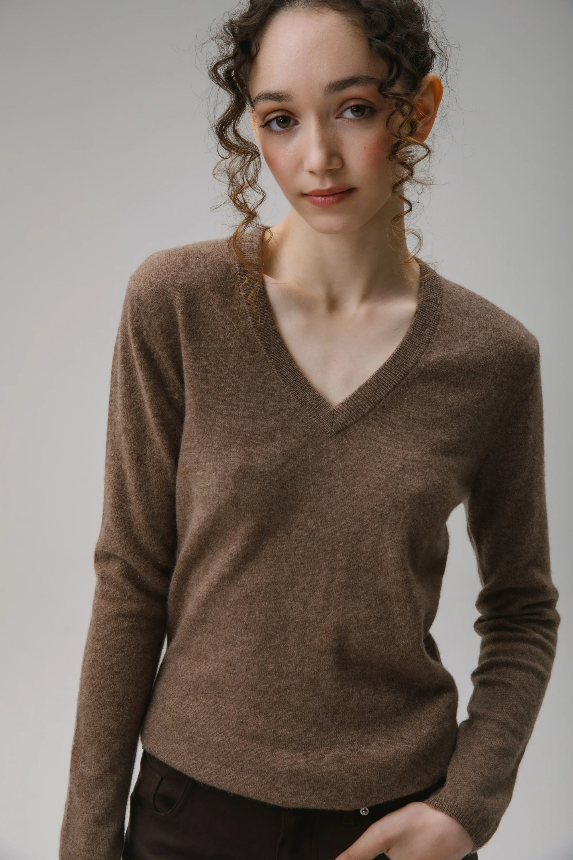 Women's Cashmere V Neck Jumper - Squirrel - Image 4