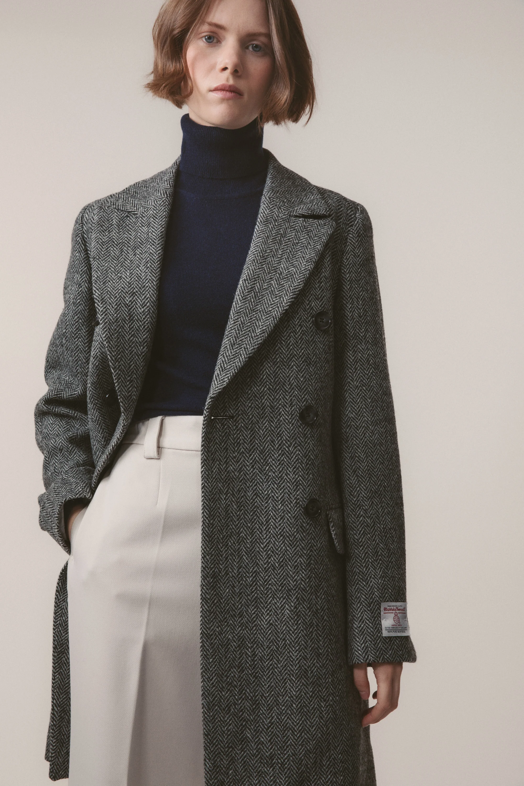 Women's Harris Tweed Melody Coat - Light Grey Herringbone - Image 3